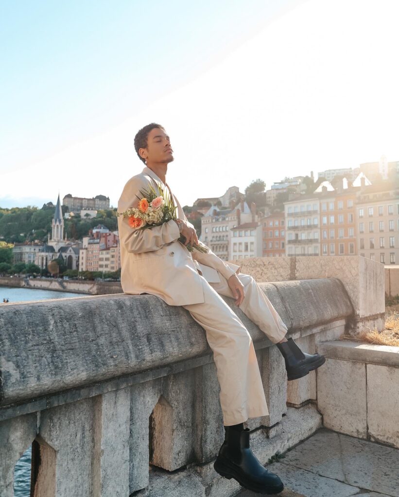 PTOJET MODE FLORAL ET PONT A LYON AVEC MODEL HOMME