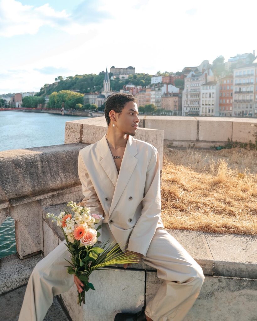 PTOJET MODE FLORAL ET PONT A LYON AVEC MODEL HOMME