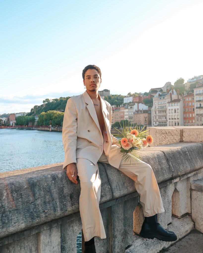 PTOJET MODE FLORAL ET PONT A LYON AVEC MODEL HOMME